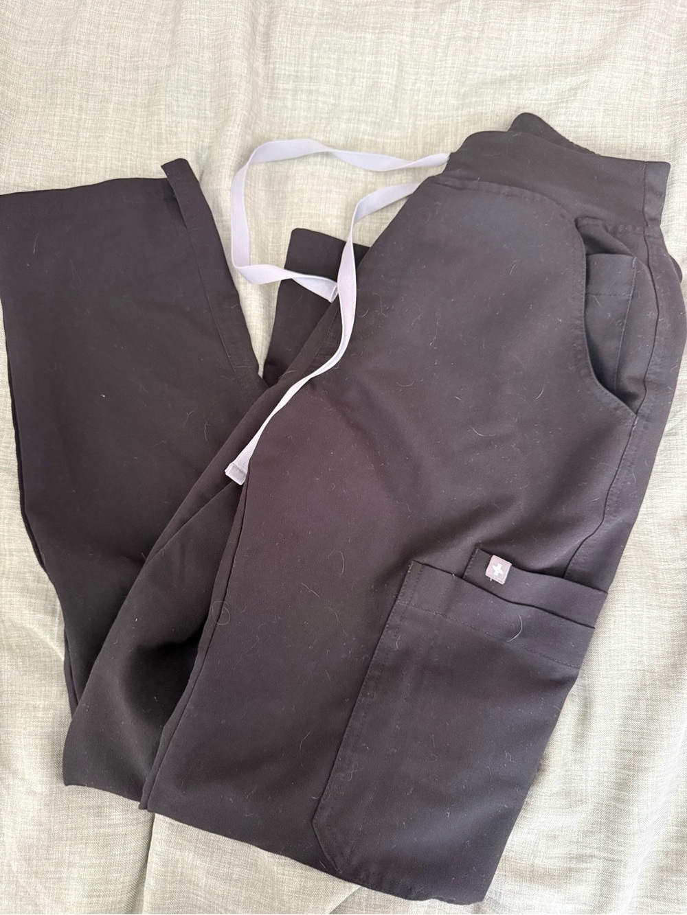 Figs women’s  Black Cargo Scrub Pants
